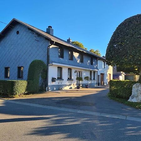 Haus Paesch Nahe See Mit Beheiztem Whirlpool/Sauna Bütgenbach Zewnętrze zdjęcie