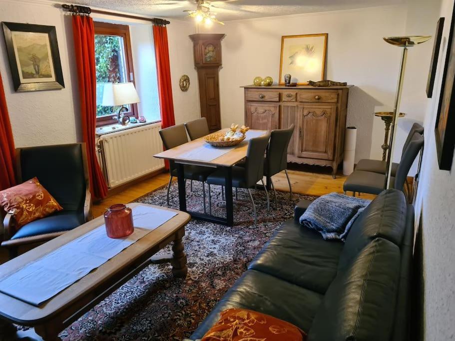 Haus Paesch Nahe See Mit Beheiztem Whirlpool/Sauna Bütgenbach Zewnętrze zdjęcie
