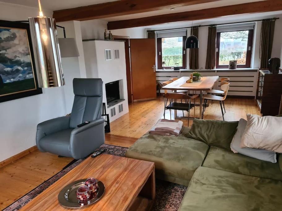 Haus Paesch Nahe See Mit Beheiztem Whirlpool/Sauna Bütgenbach Zewnętrze zdjęcie